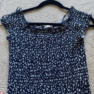 so black floral top